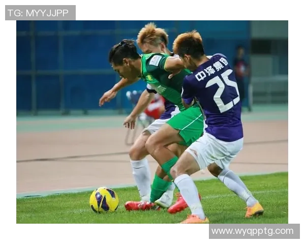 足球楚江的激情与梦想在绿茵场上交汇的故事